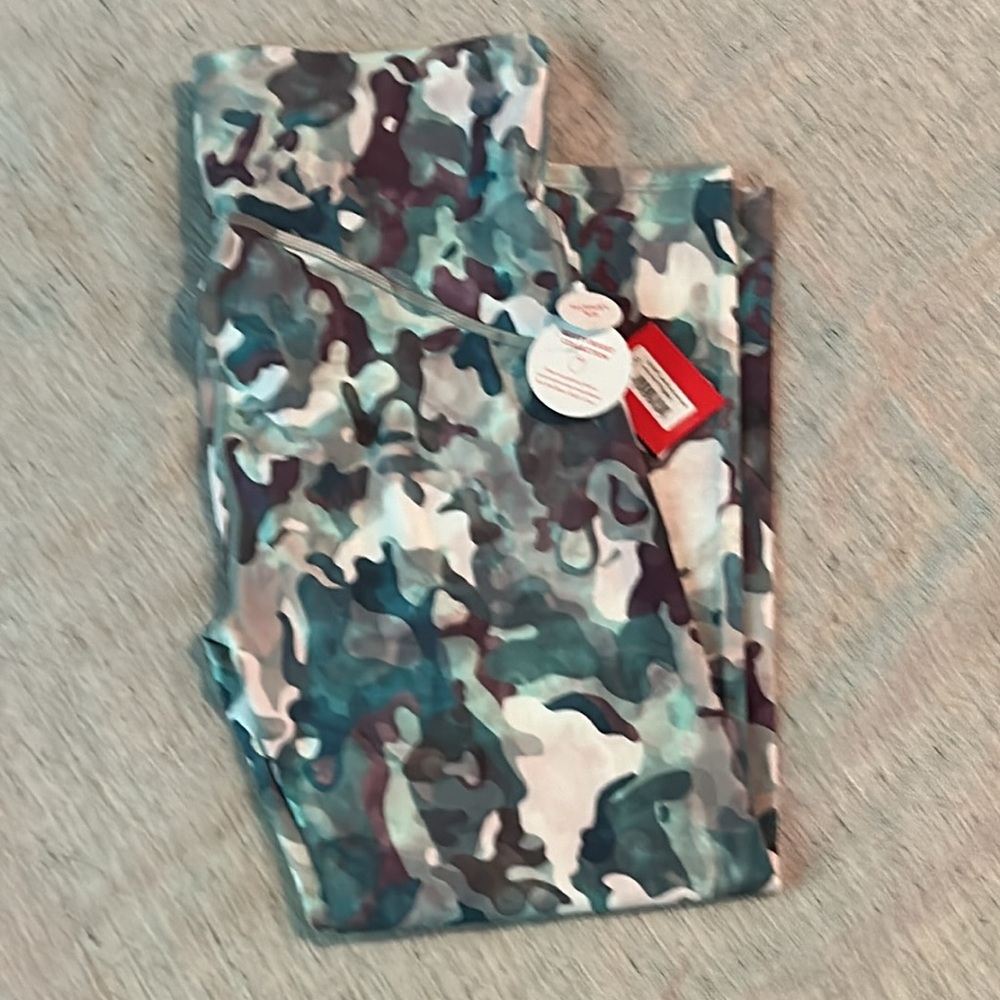 SPANX Booty Boost Active Printed 7/8 Leggings - Picture 4 of 11